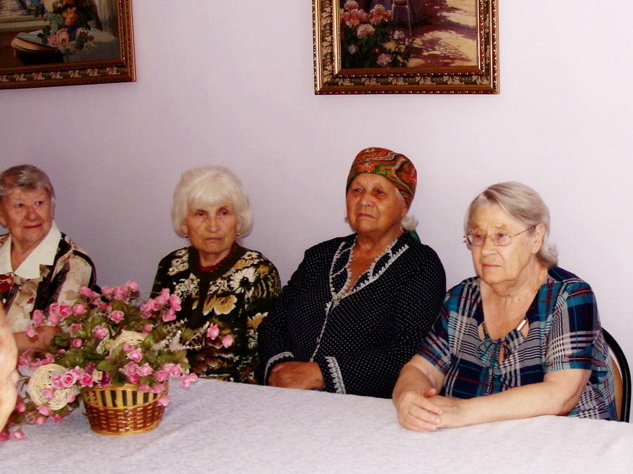 Беседы с пожилыми людьми в Доме Ветеранов